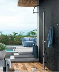 outdoor luxury shower glos